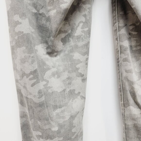 New Spanx Jean-ish Ankle Leggings Stone Wash Camo Pull On Stretch Medium Pants - Picture 7 of 11